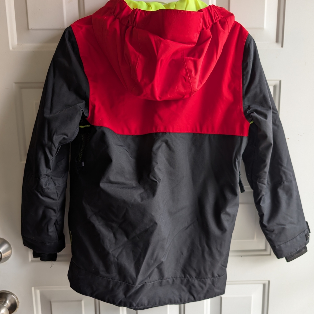DC Boy's Red and Black Jacket Ski Snowboarding - Picture 2 of 5